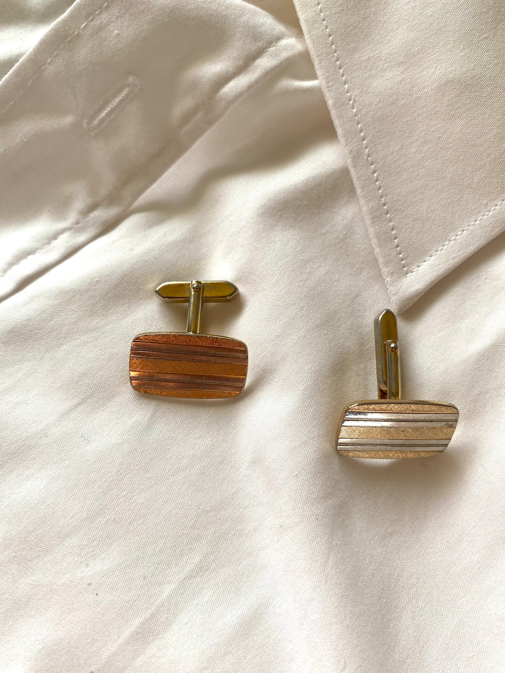 Duo Chemise blanche Homme oversize (+ Manchettes)  & Boucles d’oreilles « Donut’s»