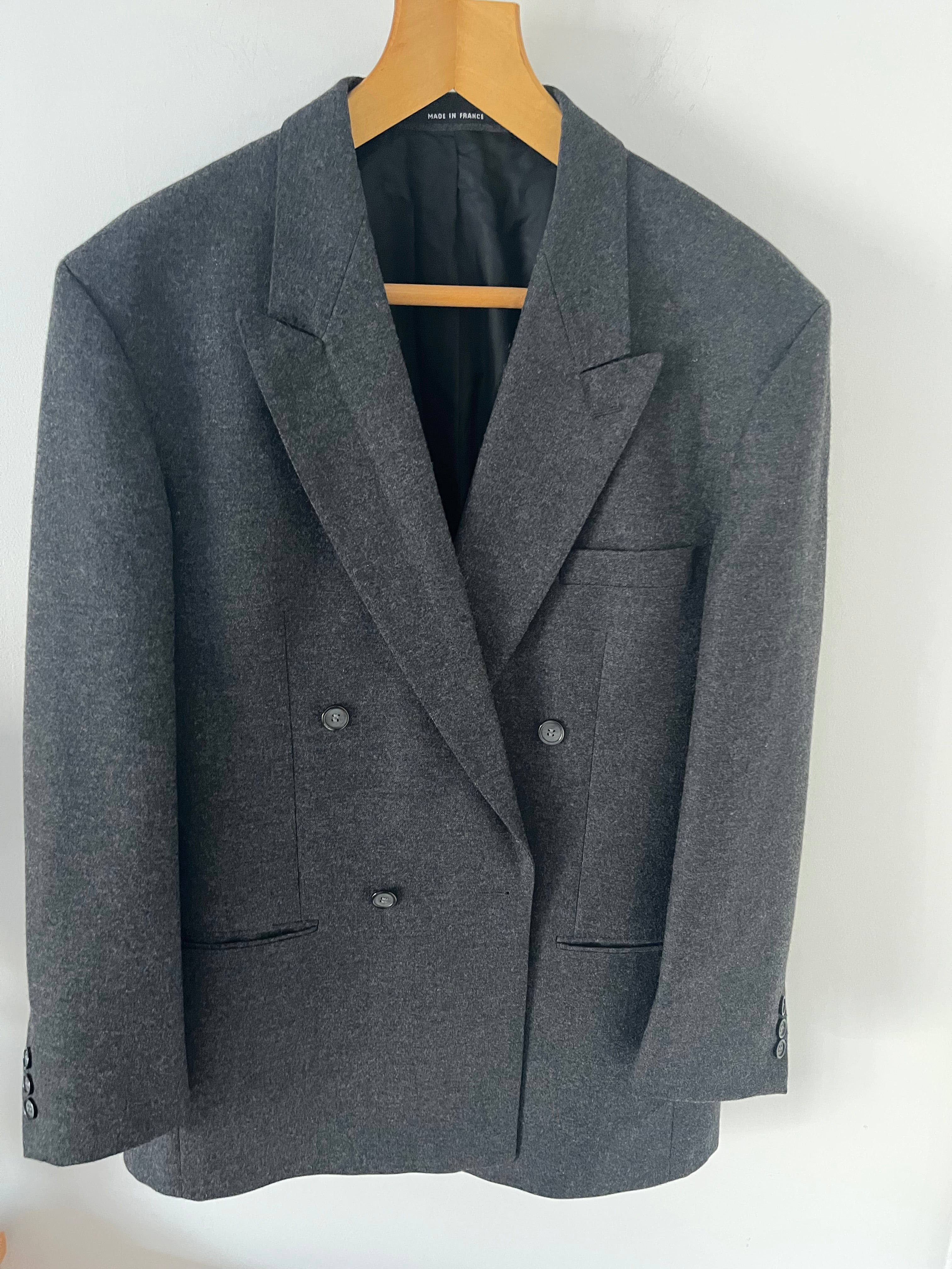 Duo Blazer Homme  EDITORIAL ( super Oversize) « Accent » & boucles d’oreilles vintage