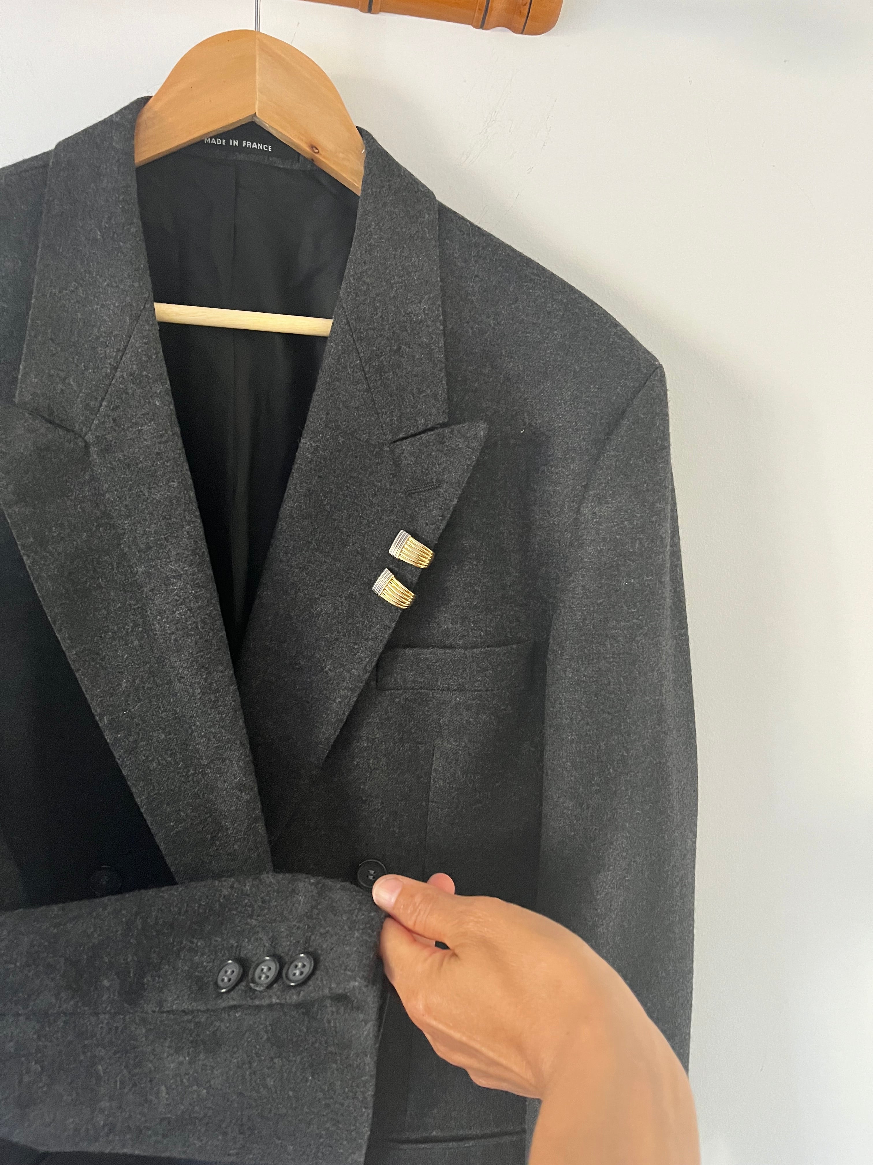 Duo Blazer Homme  EDITORIAL ( super Oversize) « Accent » & boucles d’oreilles vintage