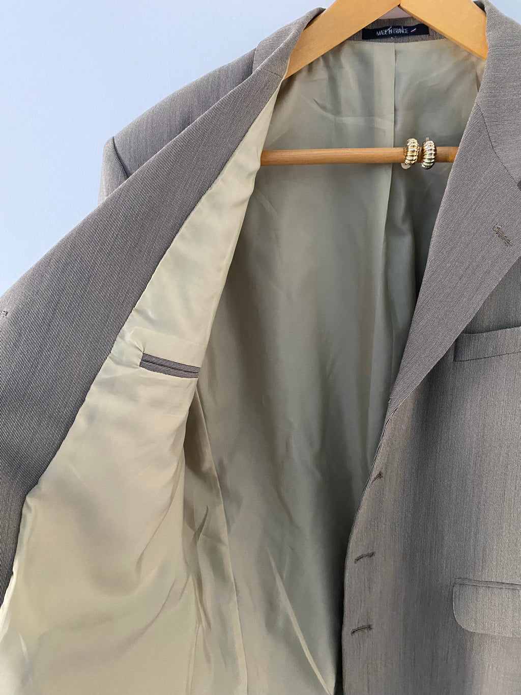 Duo Blazer Homme EDITORIAL ( super Oversize) & Boucles d’oreilles « Accordéon » vintage