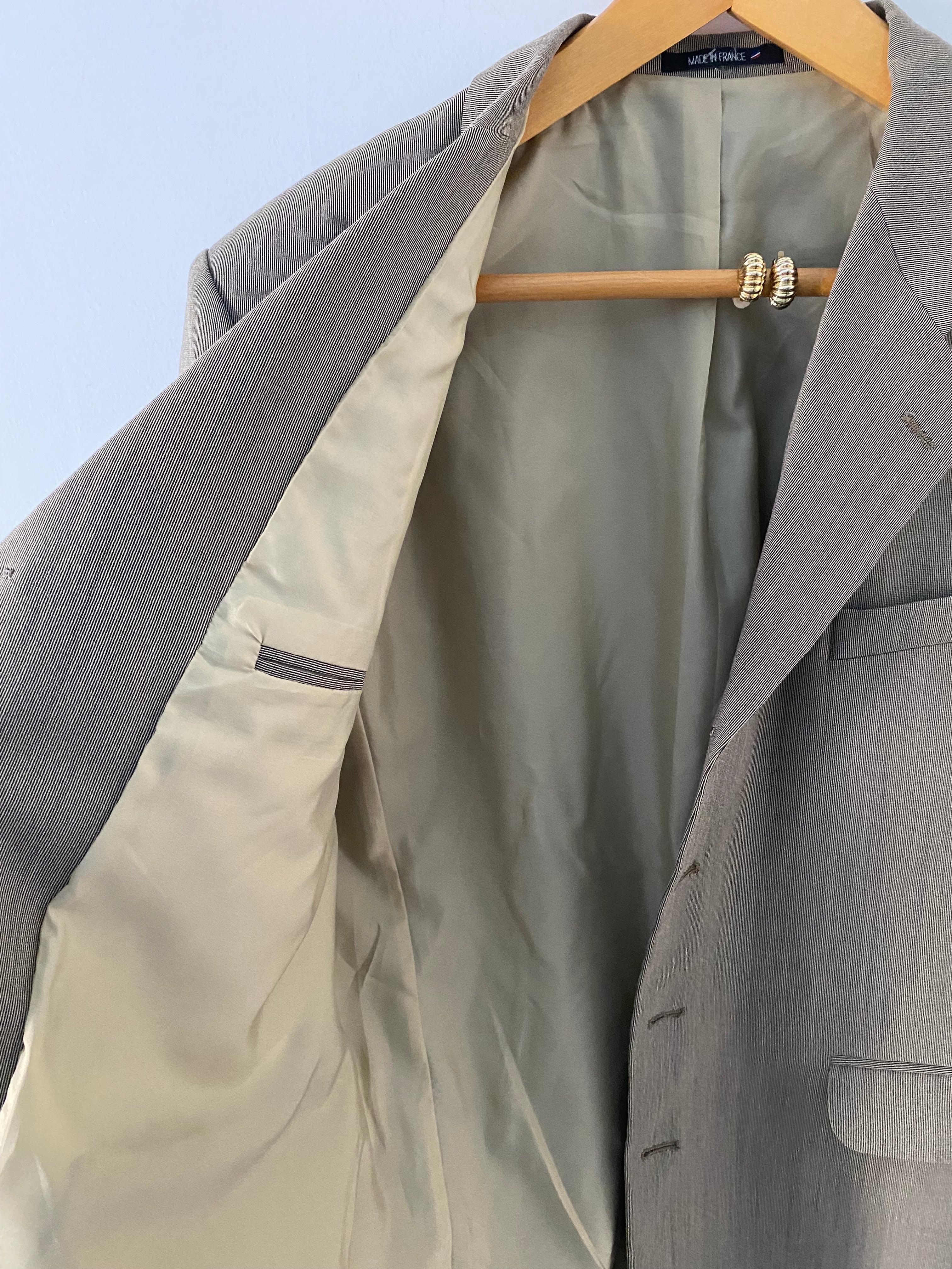 Duo Blazer Homme EDITORIAL ( super Oversize) & Boucles d’oreilles « Accordéon » vintage