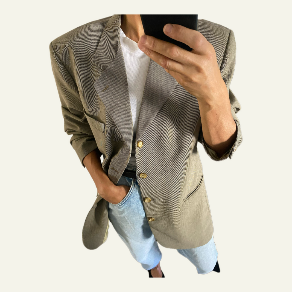 Duo Blazer Homme EDITORIAL ( super Oversize) & Boucles d’oreilles « Accordéon » vintage