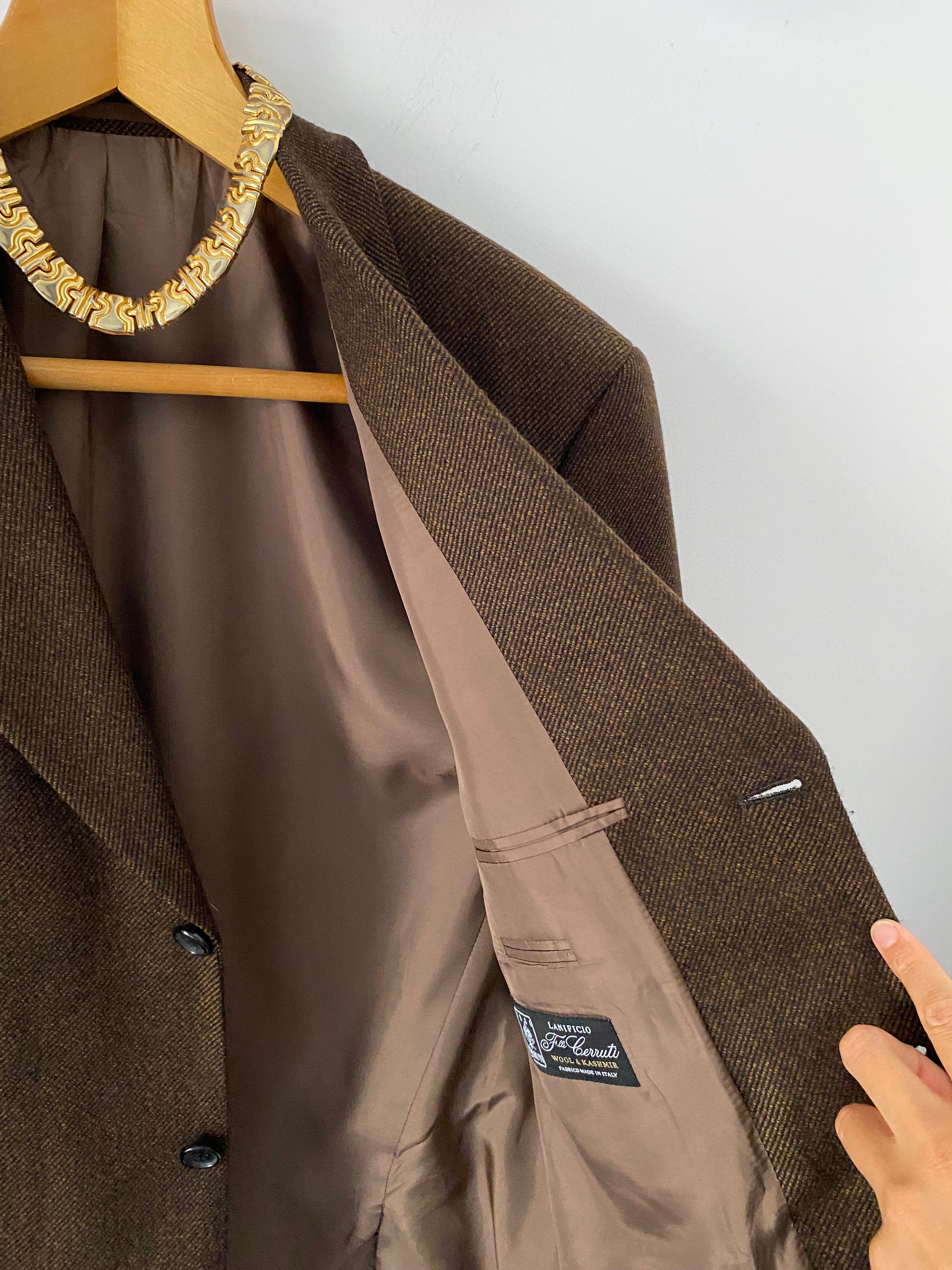 Duo Blazer  Homme LUXE Hugo boss & Collier « Inca » vintage