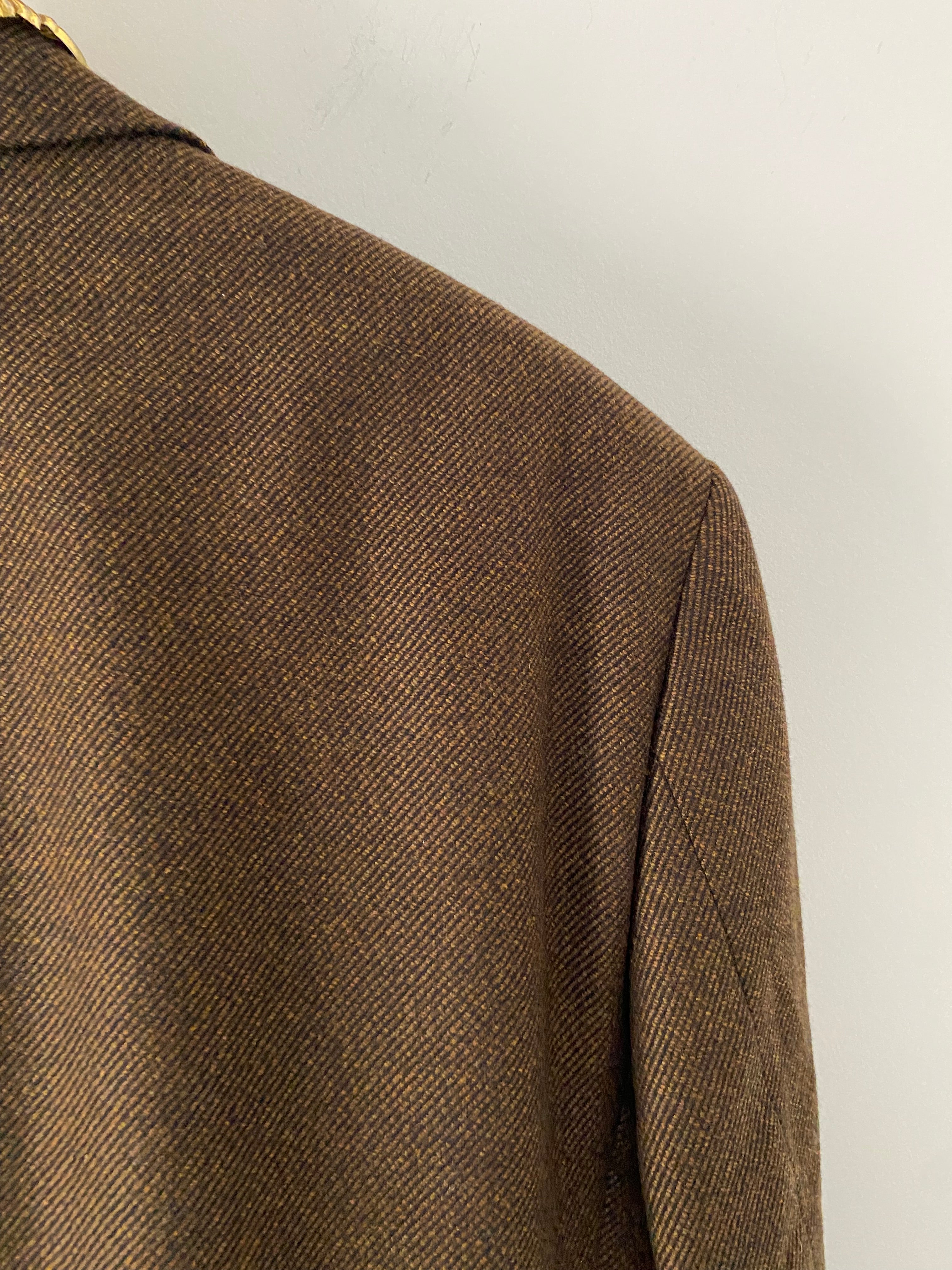 Duo Blazer  Homme LUXE Hugo boss & Collier « Inca » vintage
