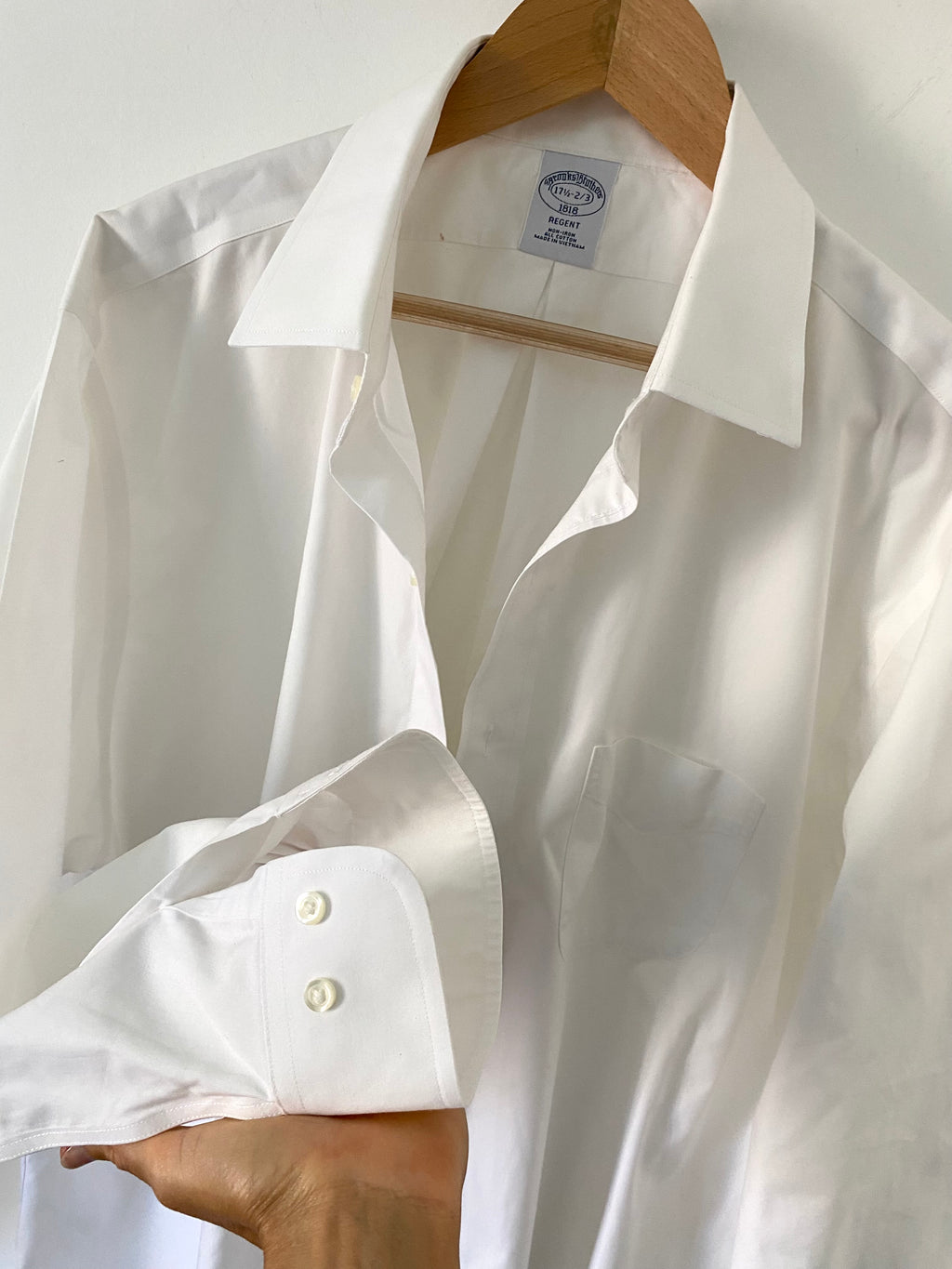 Duo Chemise blanche Homme oversize & Sac  « Cuir tresse » vintage