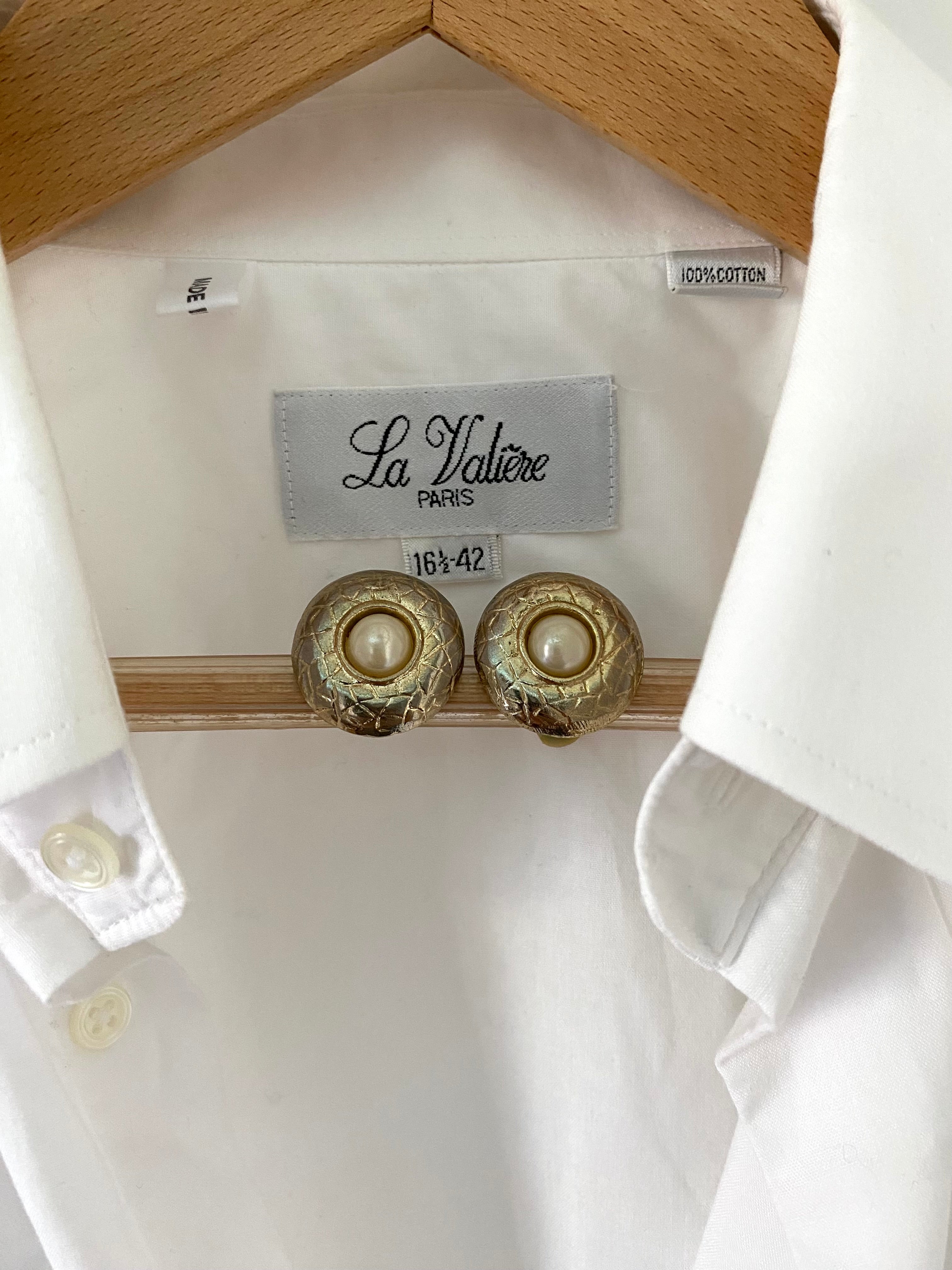 Duo Chemise blanche Homme oversize (+ Manchettes)  & Boucles d’oreilles « Donut’s»