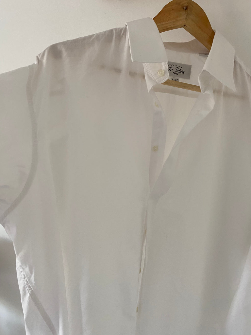 Duo Chemise blanche Homme oversize (+ Manchettes)  & Boucles d’oreilles « Donut’s»