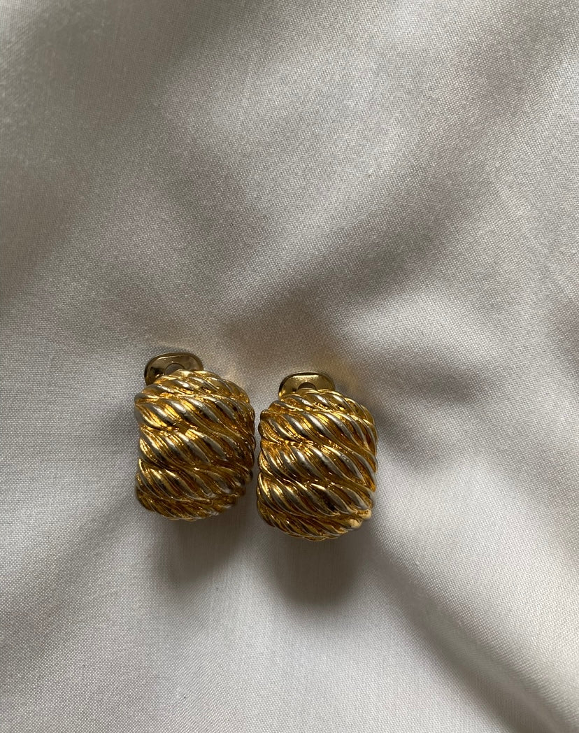 Duo Blazer Homme EDITORIAL ( super Oversize) & Boucles d’oreilles « Escargot  »